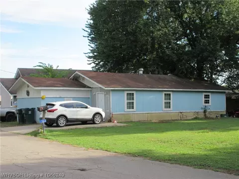 363 Blair Ave, Booneville, AR 72927