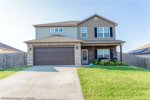 2302 Maplewood Ave, Lowell, AR 72745