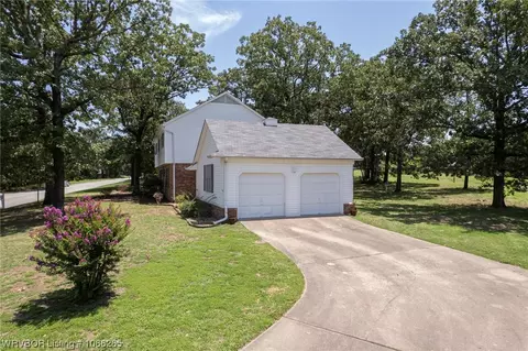 2608 Heather Oaks, Fort Smith, AR 72908 photo 3