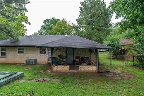 1309 6th Ter, Barling, AR 72923 photo 21