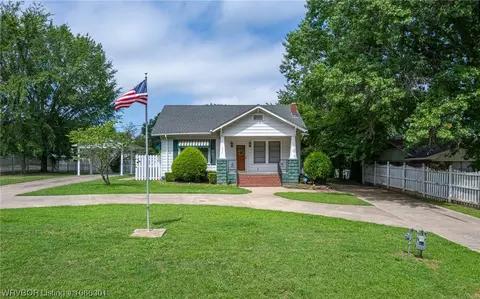 211 N 49th St, Fort Smith, AR 72903 photo 2