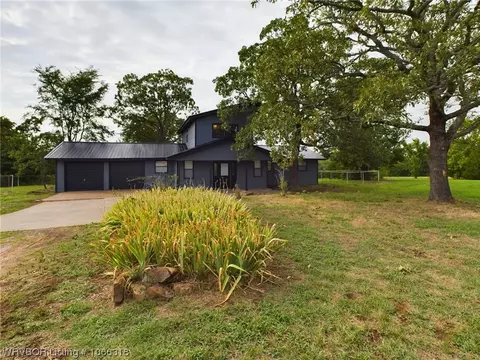 101056 Us Highway 59, Sallisaw, OK 74955