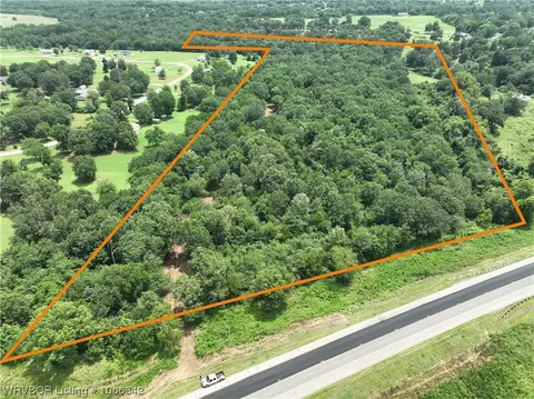 000 Hwy 271, Wister, OK 74966