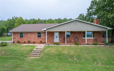 10116 Mount Zion Rd, Hackett, AR 72937