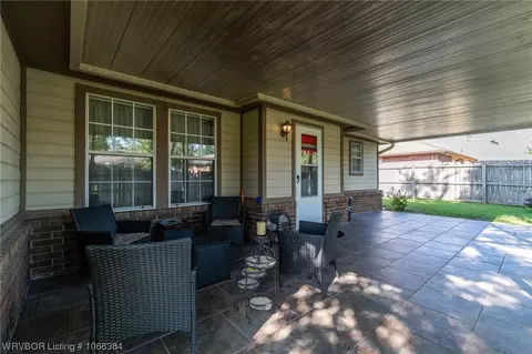 702 I Cir, Barling, AR 72923 photo 39