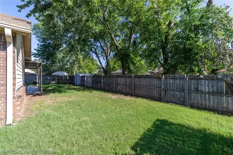 702 I Cir, Barling, AR 72923 photo 38