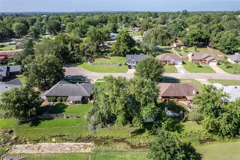 702 I Cir, Barling, AR 72923 photo 42