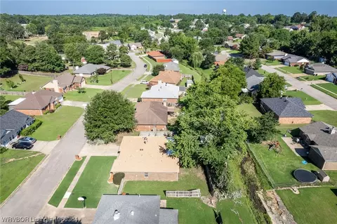702 I Cir, Barling, AR 72923 photo 43