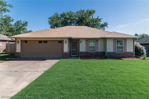 702 I Cir, Barling, AR 72923