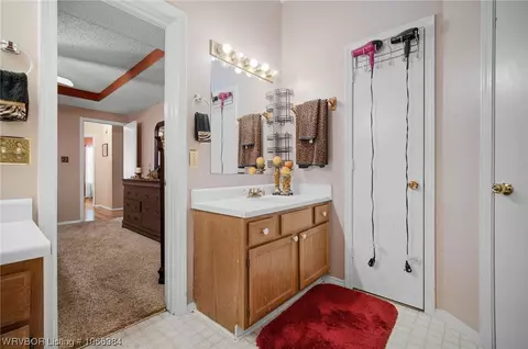702 I Cir, Barling, AR 72923 photo 22
