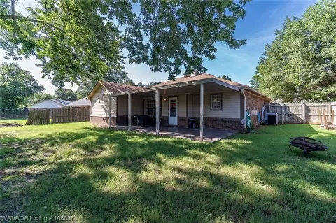 702 I Cir, Barling, AR 72923 photo 34