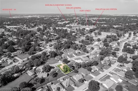 702 I Cir, Barling, AR 72923 photo 46