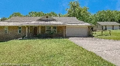 306 Coggins Ave, Poteau, OK 74953