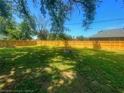 3118 Emrich St, Fort Smith, AR 72904 photo 9