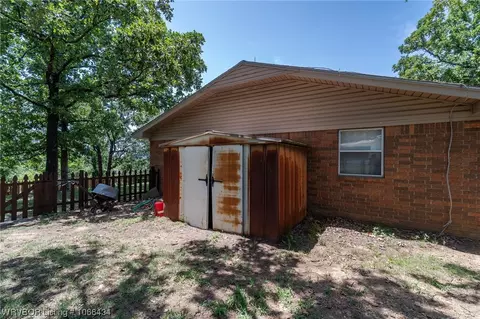 8409 Sebastian Lake Dr, Hackett, AR 72937 photo 7