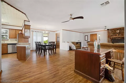 8409 Sebastian Lake Dr, Hackett, AR 72937 photo 22