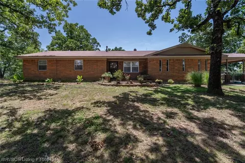 8409 Sebastian Lake Dr, Hackett, AR 72937