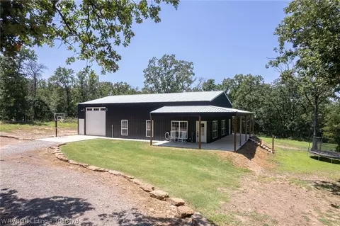 461466 E 1105 Rd, Sallisaw, OK 74955