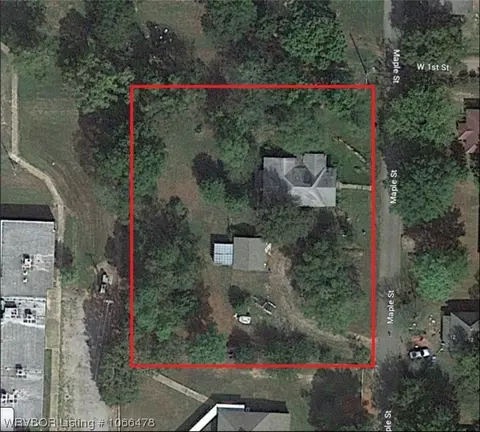 17 N Maple St, Hartford, AR 72938