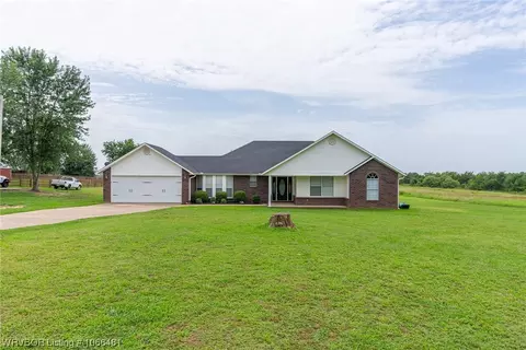 545 Fine Ranch Dr, Alma, AR 72921