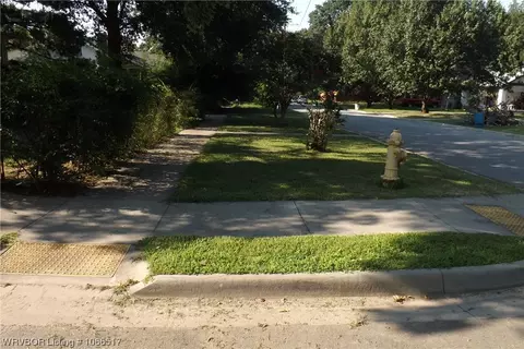 601 May Ave, Fort Smith, AR 72901 photo 4