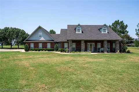 14874 Sugarloaf Ln, Poteau, OK 74953