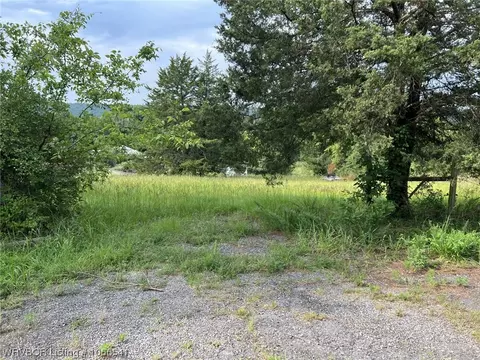8350 E State Highway 10, Magazine, AR 72943