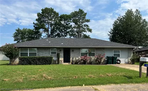 1117 Magnolia Ln, Booneville, AR 72927