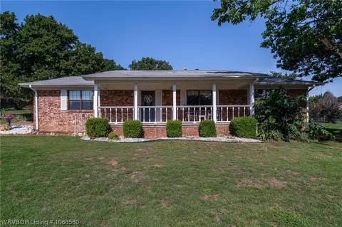 709 N Division St, Greenwood, AR 72936