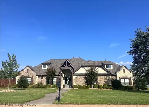 9501 Wey Bridge Dr, Fort Smith, AR 72916