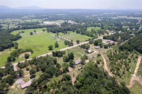1002 Highway 10, Hackett, AR 72937 photo 17