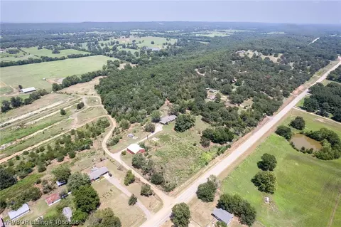 1002 Highway 10, Hackett, AR 72937 photo 14