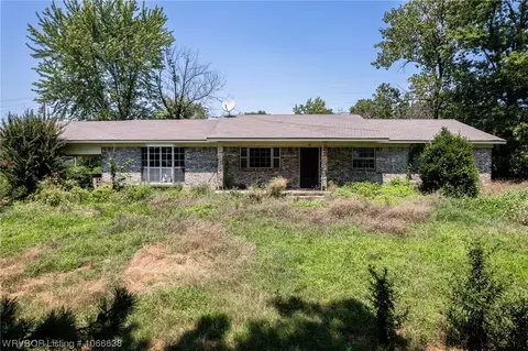 1002 Highway 10, Hackett, AR 72937