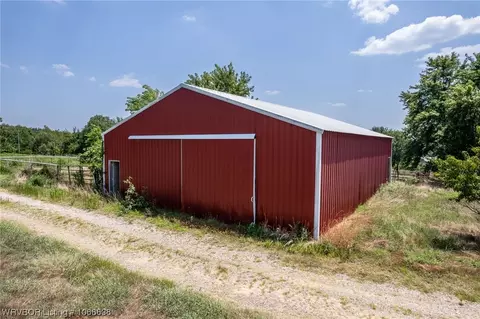 1002 Highway 10, Hackett, AR 72937 photo 3