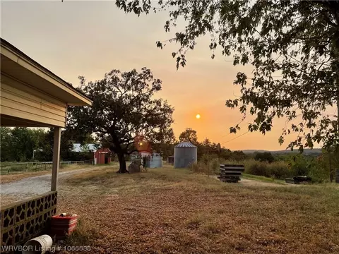 1002 Highway 10, Hackett, AR 72937 photo 45