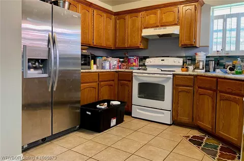 132 Commanche Loop, Roland, OK 74954 photo 4