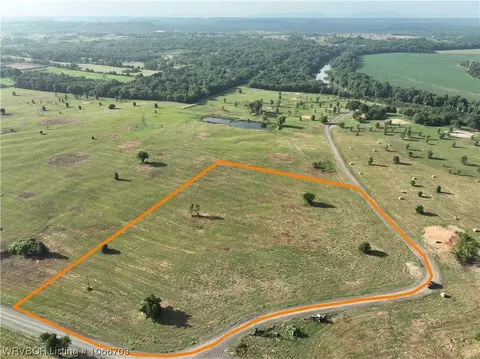 11 Beaty Avenue, Pocola, OK 74902