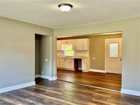3621 Presley Ave, Fort Smith, AR 72903 photo 5