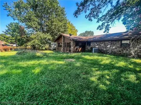 2310 Moody Rd, Barling, AR 72923 photo 16
