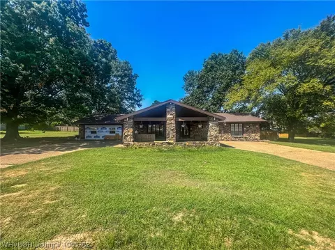 2310 Moody Rd, Barling, AR 72923