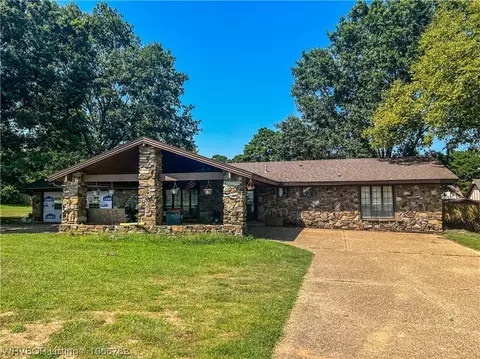 2310 Moody Rd, Barling, AR 72923 photo 3