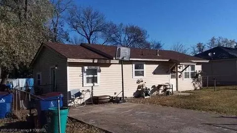 3007 L St, Fort Smith, AR 72901