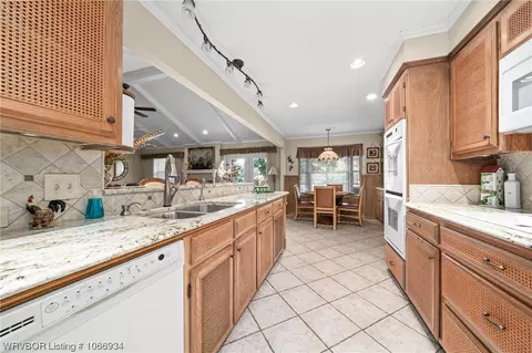 8017 Dover Cir, Fort Smith, AR 72903 photo 9