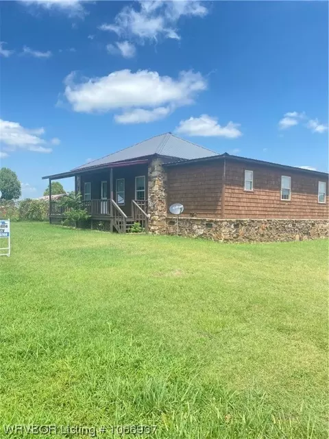 45 N Carbon City Rd, Paris, AR 72855