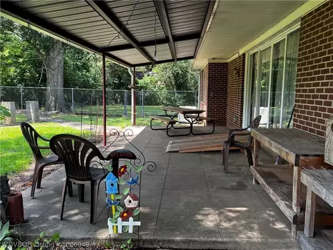 Exterior - 447 W 4th St, Waldron, AR 72958 photo 10 of 14