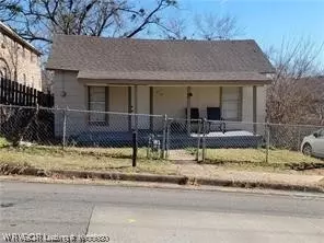 214 Arkansas St, Van Buren, AR 72956