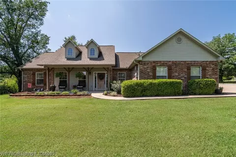 409 Bell Park Rd, Greenwood, AR 72936