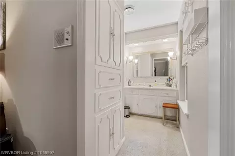 Bath - 7815 Horan Dr, Fort Smith, AR 72903 photo 2 of 3