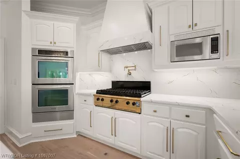 Kitchen - 4234 Spring Mountain Dr, Fort Smith, AR 72916 photo 5 of 11