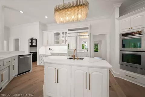 Kitchen - 4234 Spring Mountain Dr, Fort Smith, AR 72916 photo 3 of 11